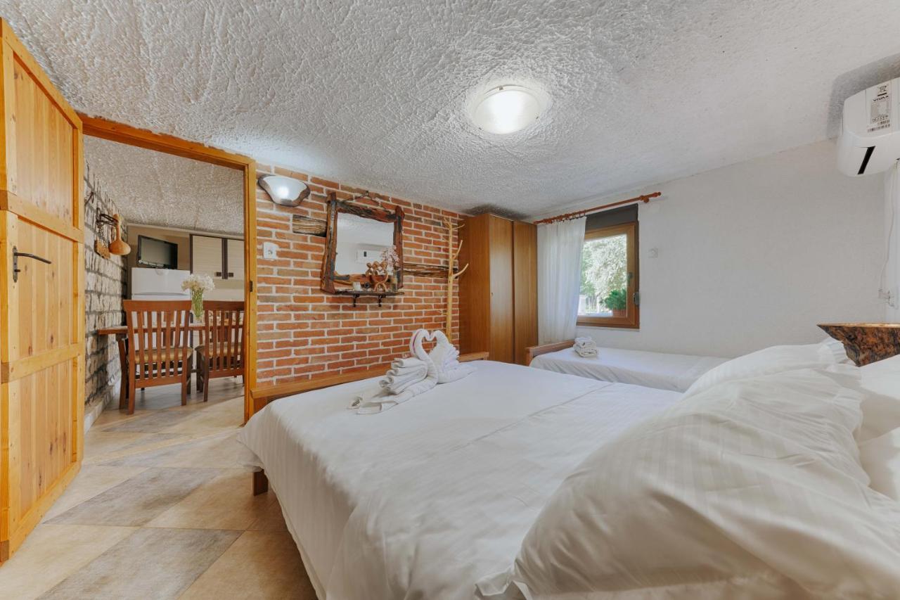 Markovic Village Apartments Улцинь Экстерьер фото
