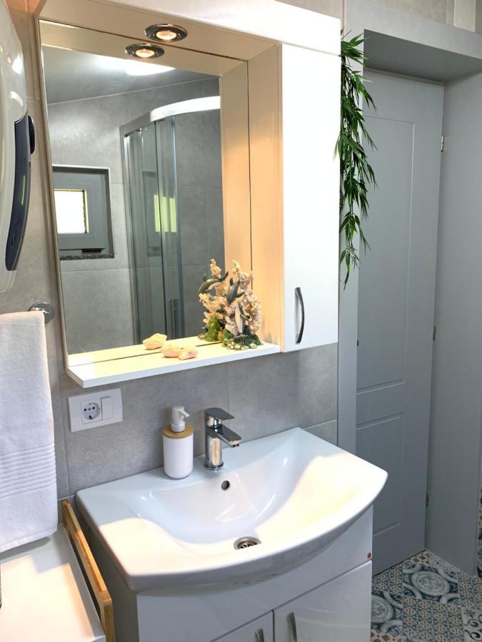Markovic Village Apartments Улцинь Экстерьер фото